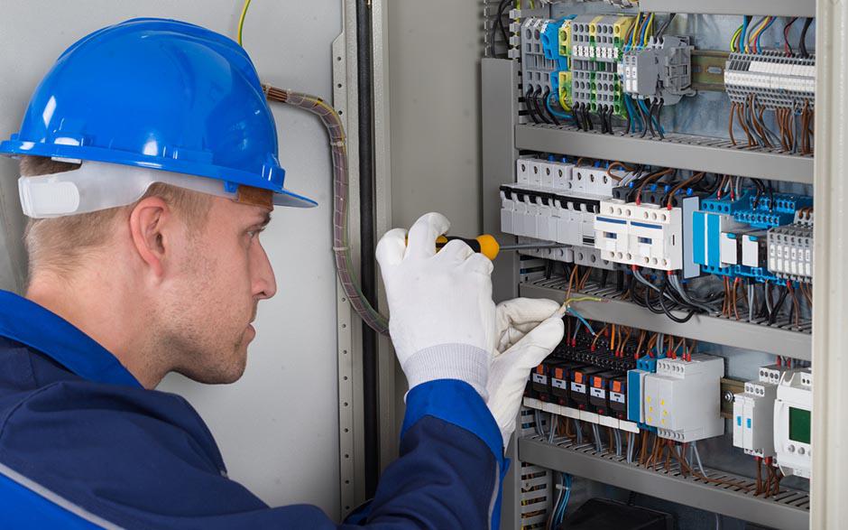 besoin d'un électricien Saint-Nom-la-Bretèche